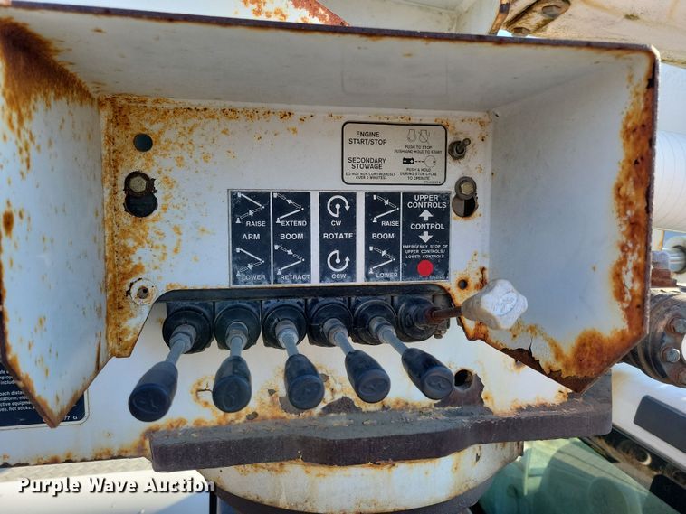 image for item LC9478 2008 Ford F550  bucket truck