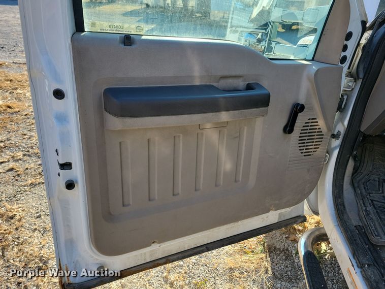 image for item LC9478 2008 Ford F550  bucket truck