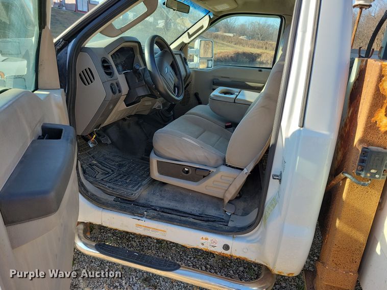 image for item LC9478 2008 Ford F550  bucket truck