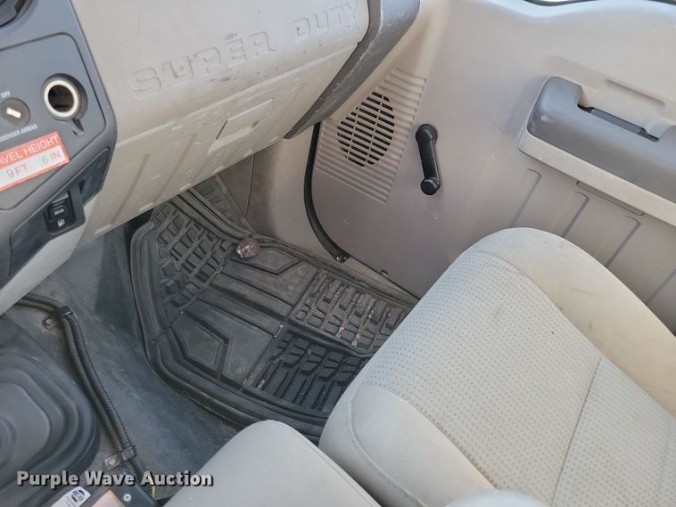 image for item LC9478 2008 Ford F550  bucket truck