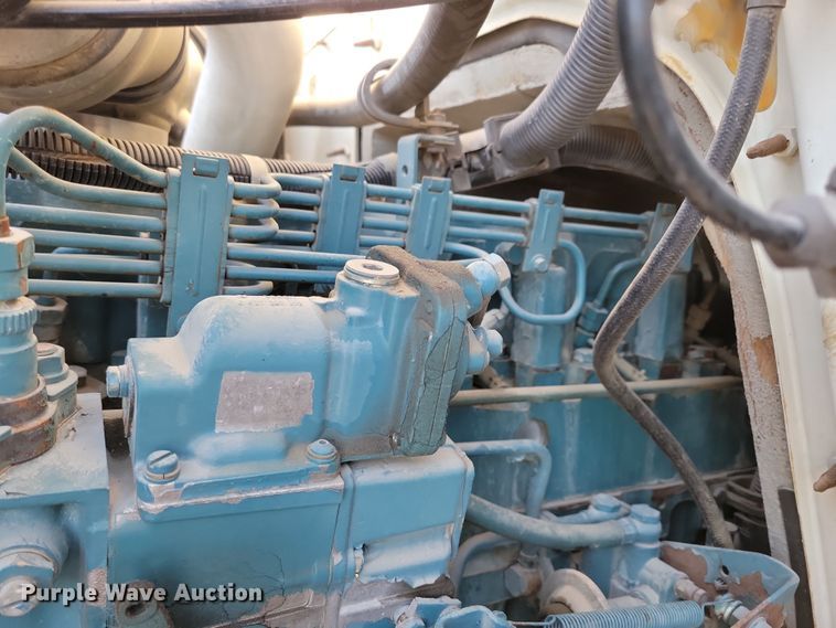 image for item LC9479 1995 International 4700  bucket truck