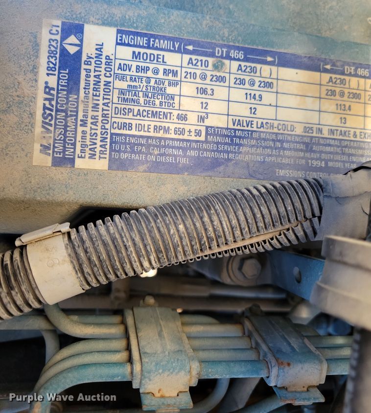 image for item LC9479 1995 International 4700  bucket truck