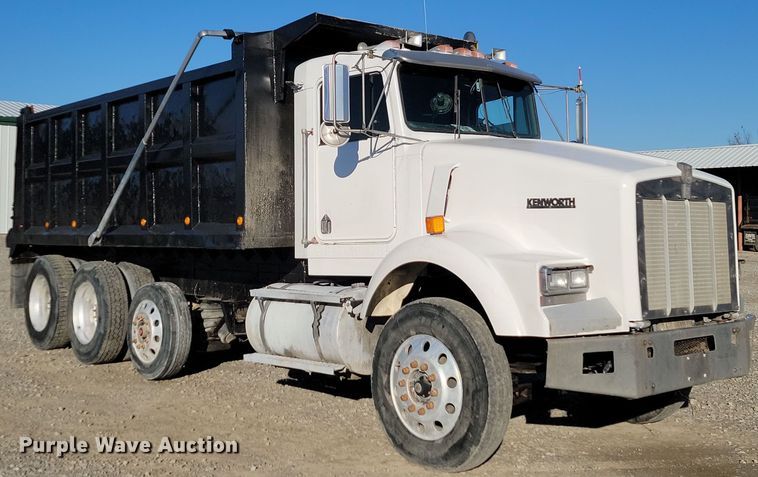 image for item LD9052 1997 Kenworth T800  dump truck
