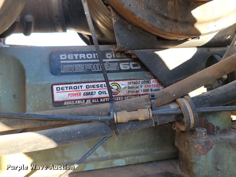 image for item LD9052 1997 Kenworth T800  dump truck