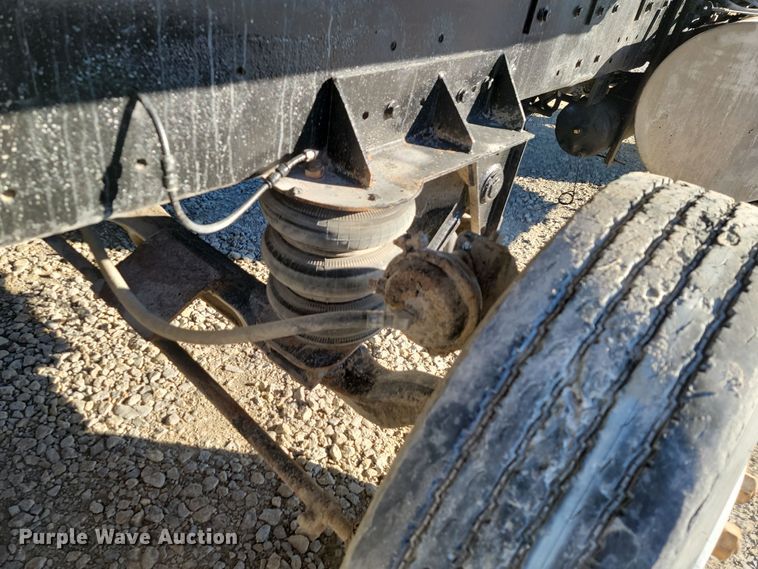 image for item LD9052 1997 Kenworth T800  dump truck