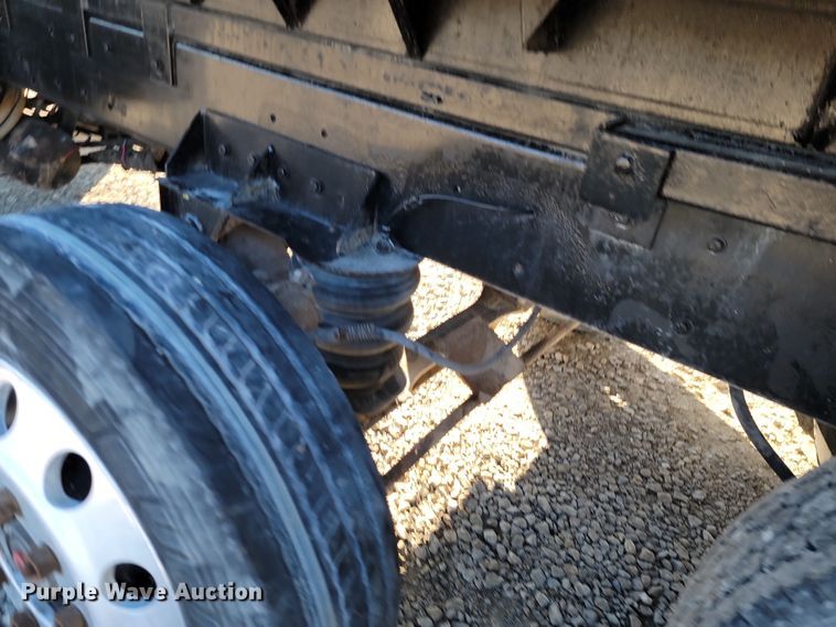image for item LD9052 1997 Kenworth T800  dump truck