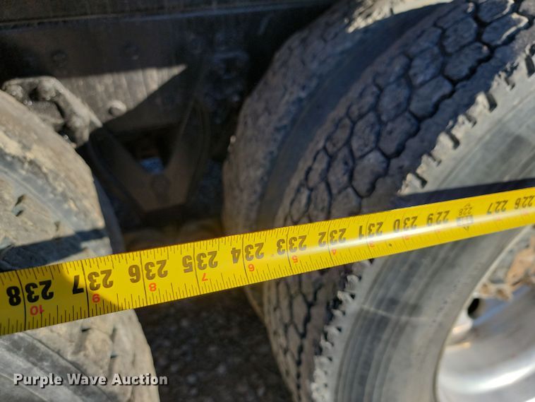 image for item LD9052 1997 Kenworth T800  dump truck