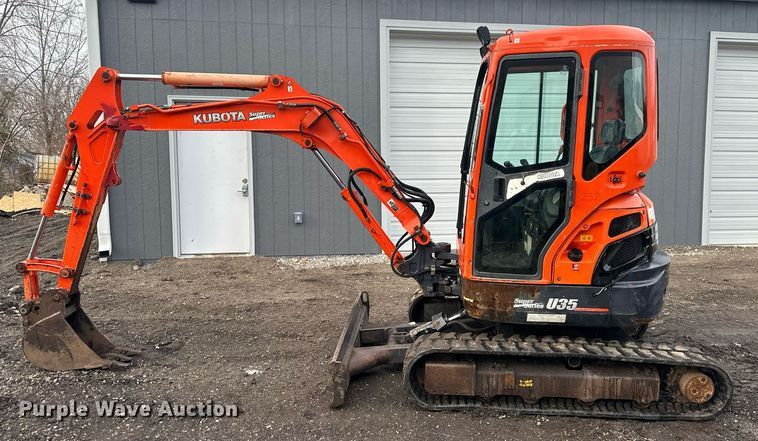 image for item LH9035 2007 Kubota U35SS  mini excavator