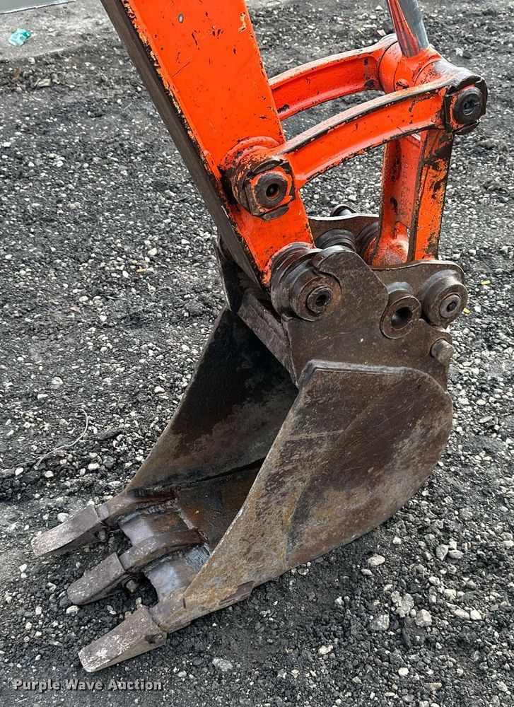 image for item LH9035 2007 Kubota U35SS  mini excavator