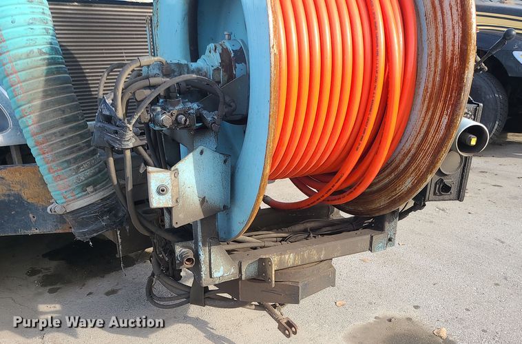 image for item LJ9421 2005 International 7500  sewer jetter truck