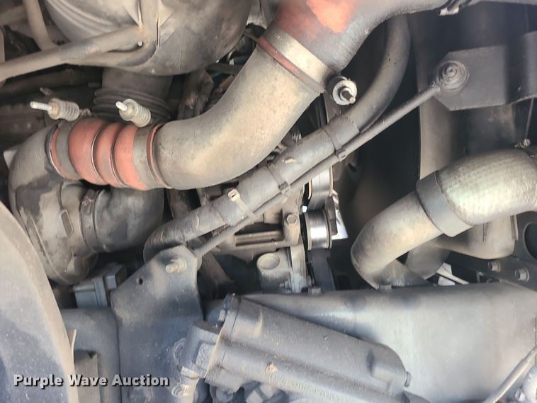 image for item LJ9422 2005 International 7500  sewer jetter truck