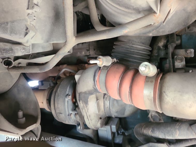 image for item LJ9422 2005 International 7500  sewer jetter truck