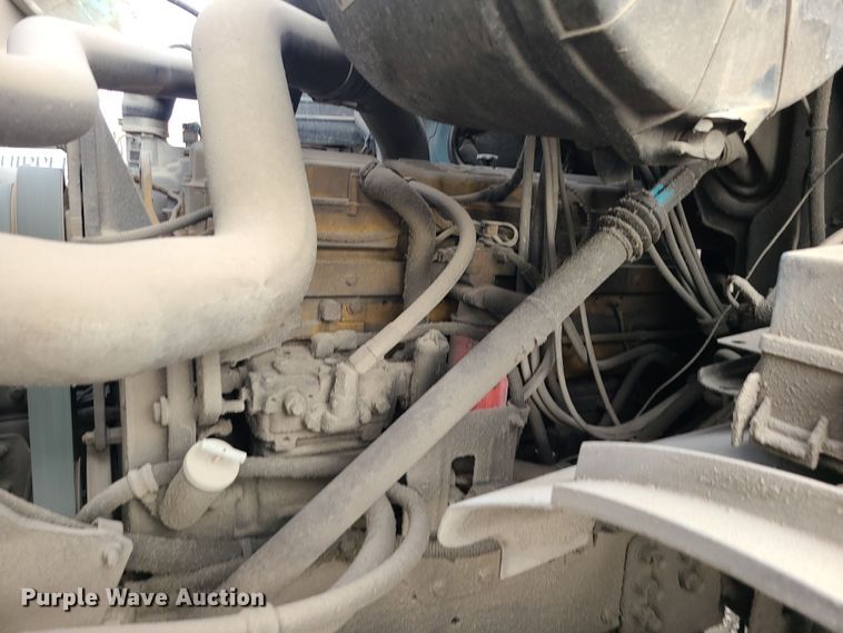 image for item LJ9423 2001 Sterling  sewer jetter truck