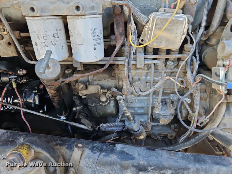 image for item LM9269 1986 Ford L9000  dump truck