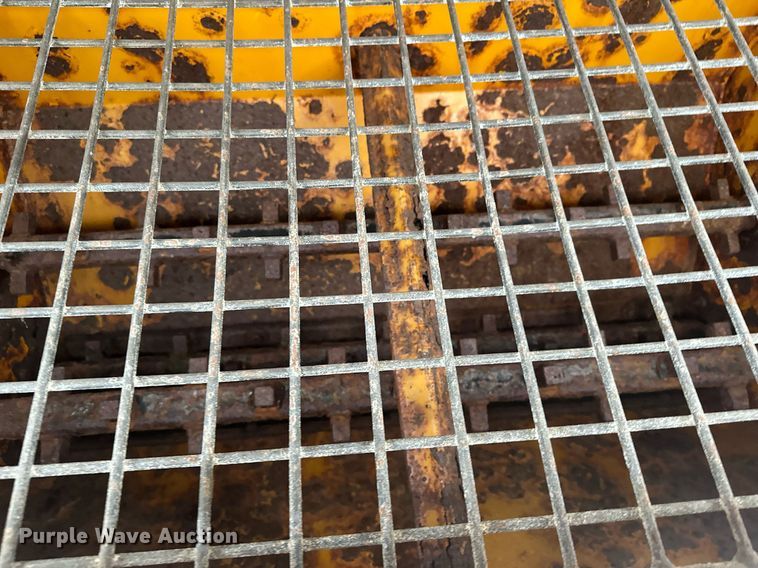 image for item LO9440 Trackless MT MT5T  municipal tractor