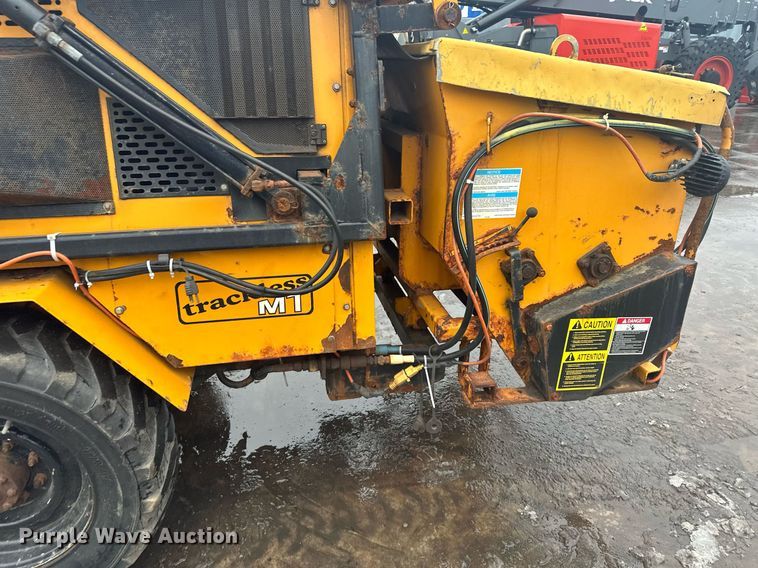 image for item LO9440 Trackless MT MT5T  municipal tractor