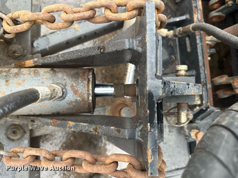 image for item LO9440 Trackless MT MT5T  municipal tractor