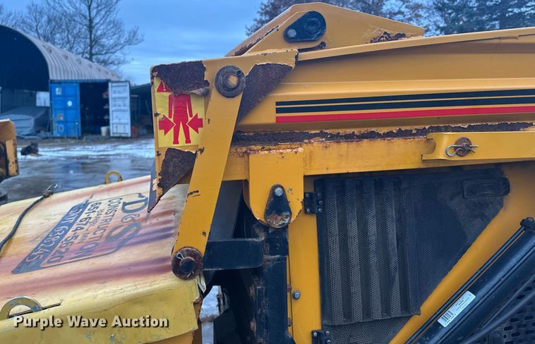 image for item LO9440 Trackless MT MT5T  municipal tractor