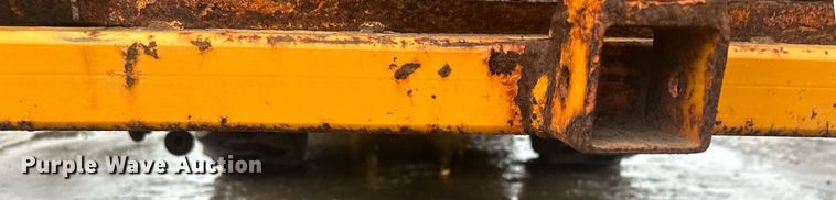 image for item LO9440 Trackless MT MT5T  municipal tractor