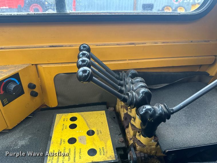 image for item LO9440 Trackless MT MT5T  municipal tractor