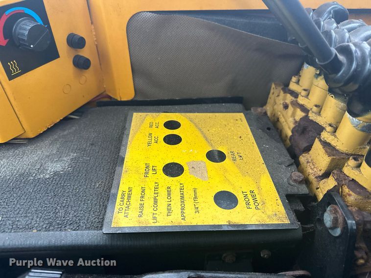 image for item LO9440 Trackless MT MT5T  municipal tractor