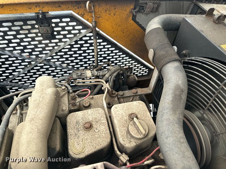 image for item LO9440 Trackless MT MT5T  municipal tractor