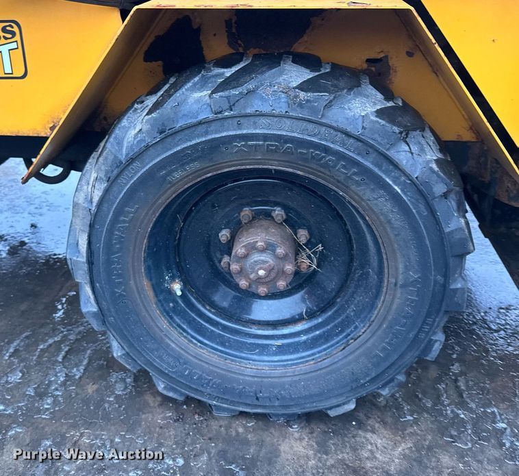 image for item LO9440 Trackless MT MT5T  municipal tractor