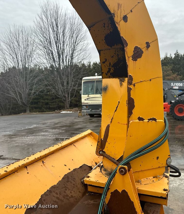 image for item LO9440 Trackless MT MT5T  municipal tractor