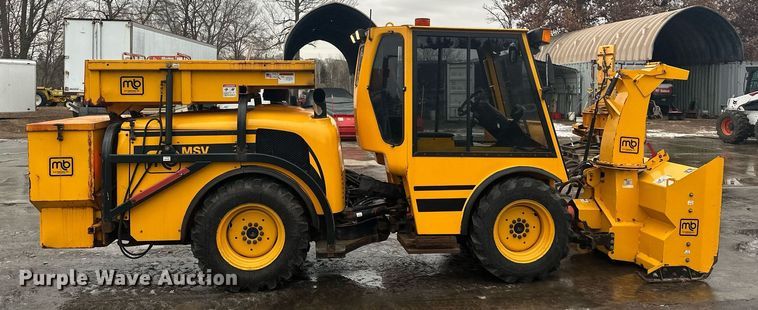 image for item LO9441 2012 MB MSV  municipal tractor