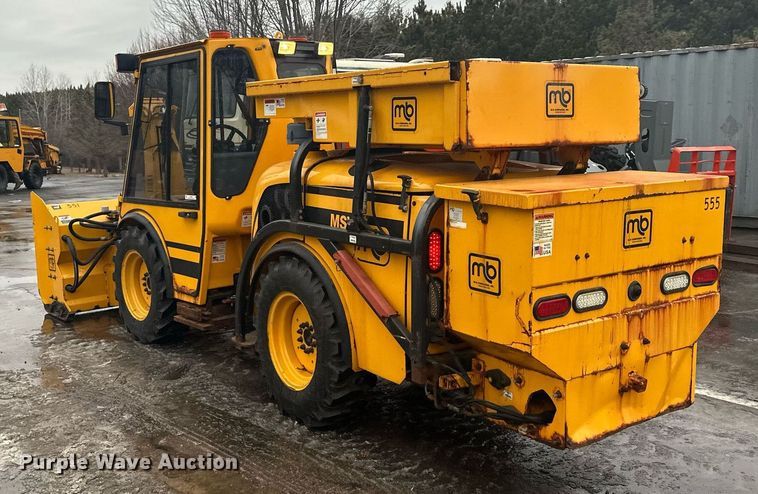 image for item LO9441 2012 MB MSV  municipal tractor
