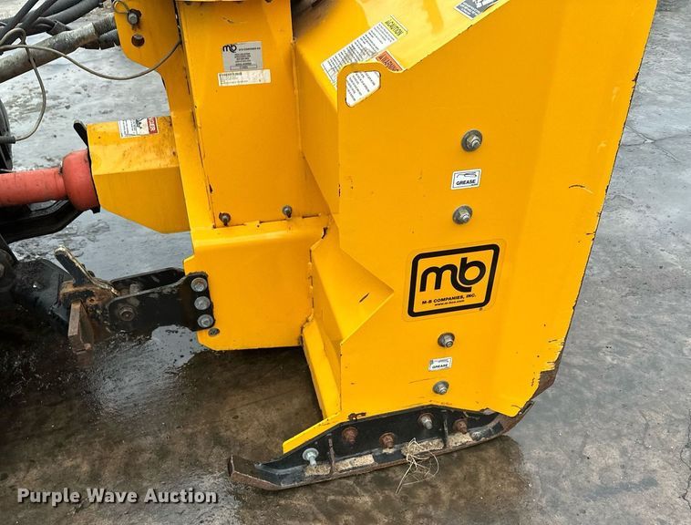 image for item LO9441 2012 MB MSV  municipal tractor