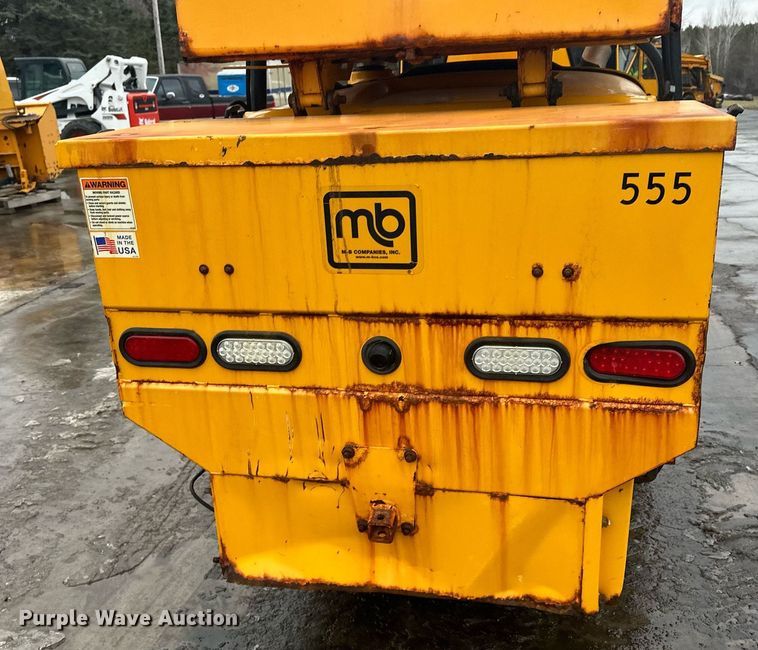 image for item LO9441 2012 MB MSV  municipal tractor