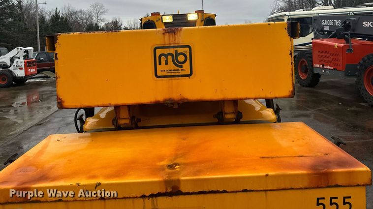 image for item LO9441 2012 MB MSV  municipal tractor