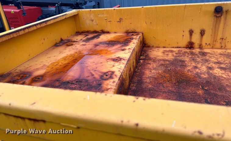 image for item LO9441 2012 MB MSV  municipal tractor