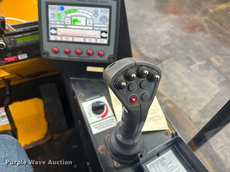 image for item LO9441 2012 MB MSV  municipal tractor