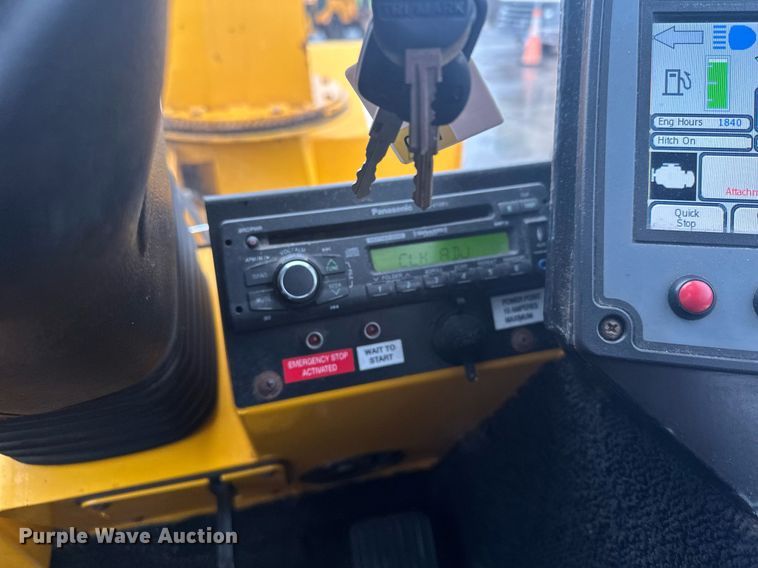 image for item LO9441 2012 MB MSV  municipal tractor