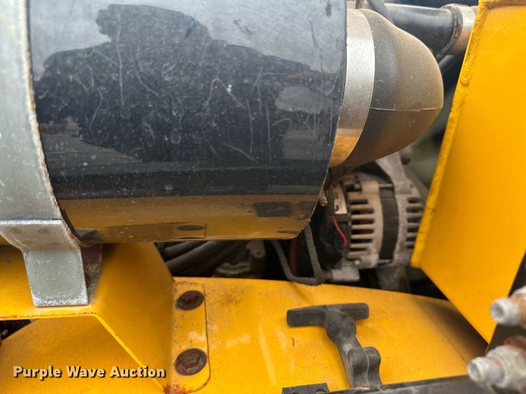 image for item LO9441 2012 MB MSV  municipal tractor