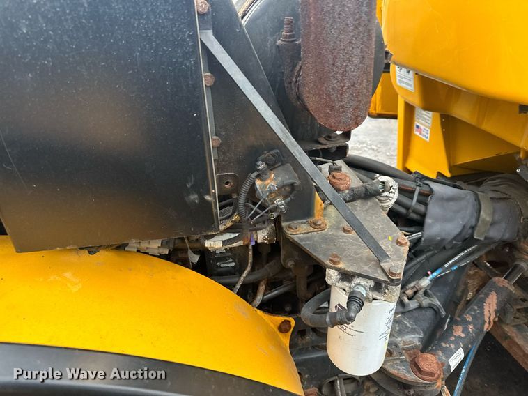 image for item LO9441 2012 MB MSV  municipal tractor