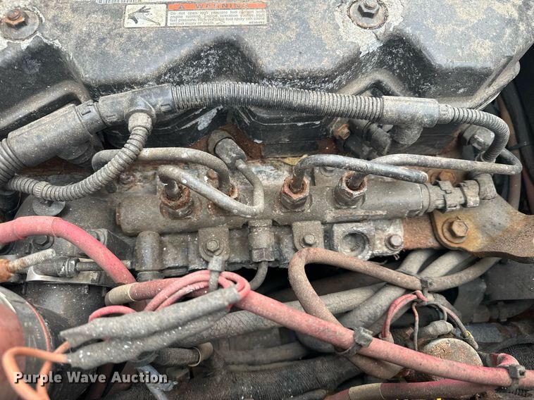 image for item LO9441 2012 MB MSV  municipal tractor