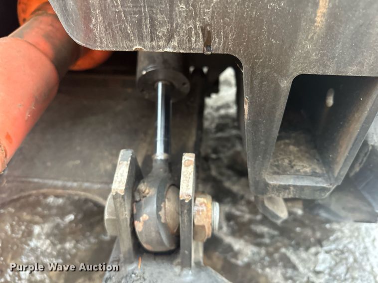 image for item LO9441 2012 MB MSV  municipal tractor