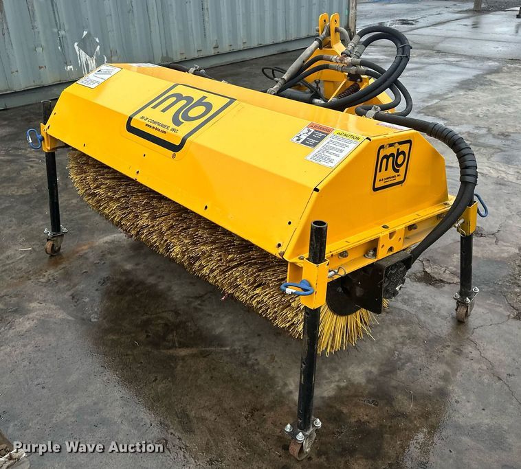 image for item LO9441 2012 MB MSV  municipal tractor