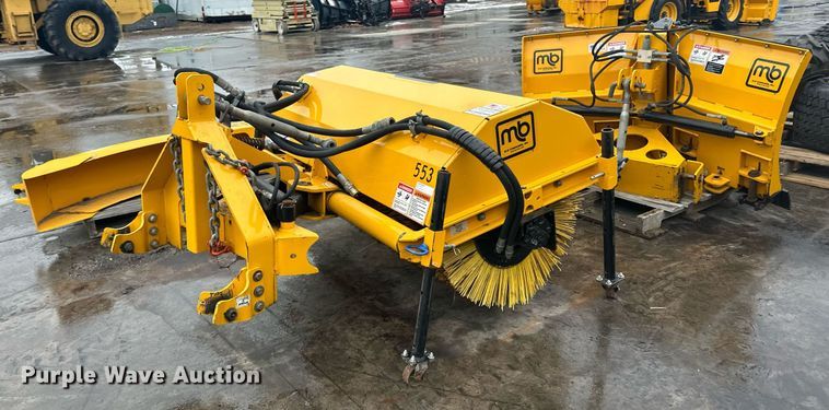 image for item LO9441 2012 MB MSV  municipal tractor