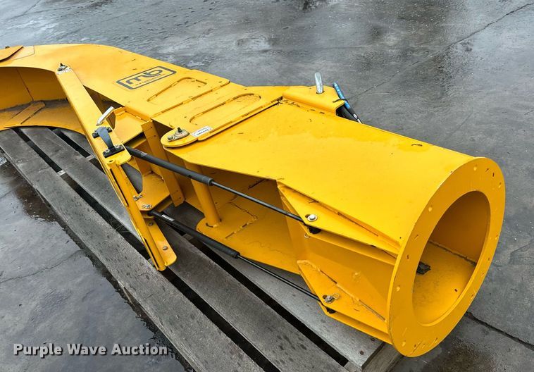 image for item LO9441 2012 MB MSV  municipal tractor