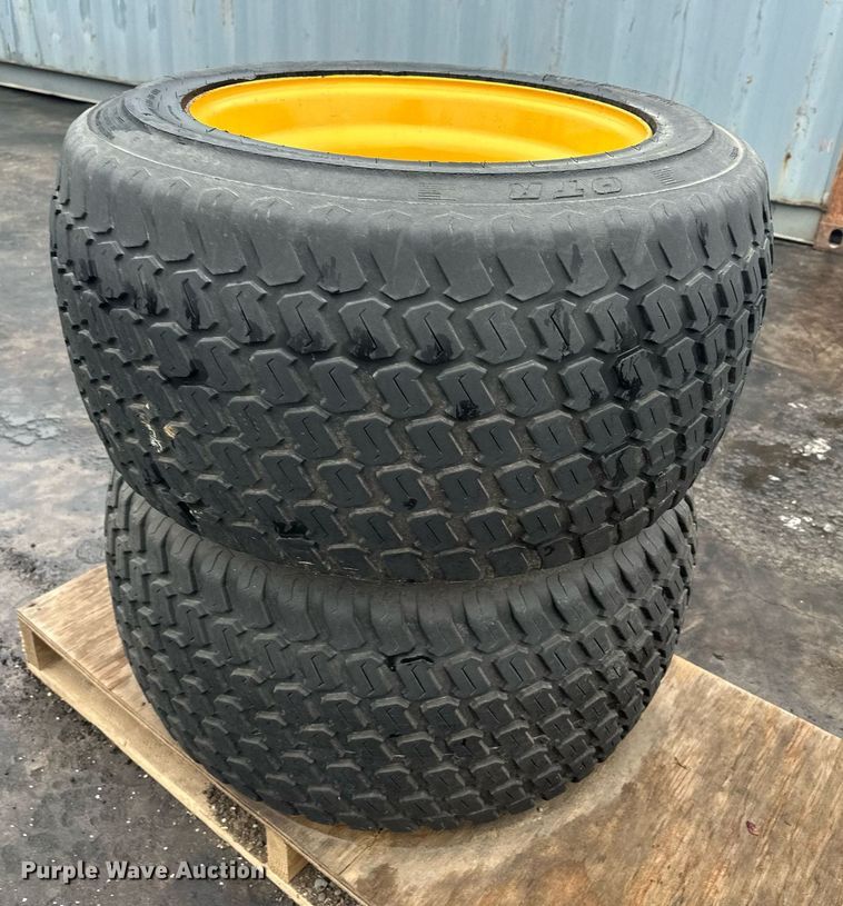 image for item LO9441 2012 MB MSV  municipal tractor