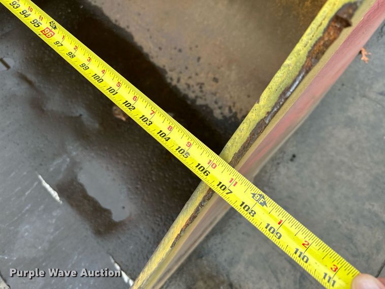 image for item LO9442 Kawasaki KSS70 wheel loader