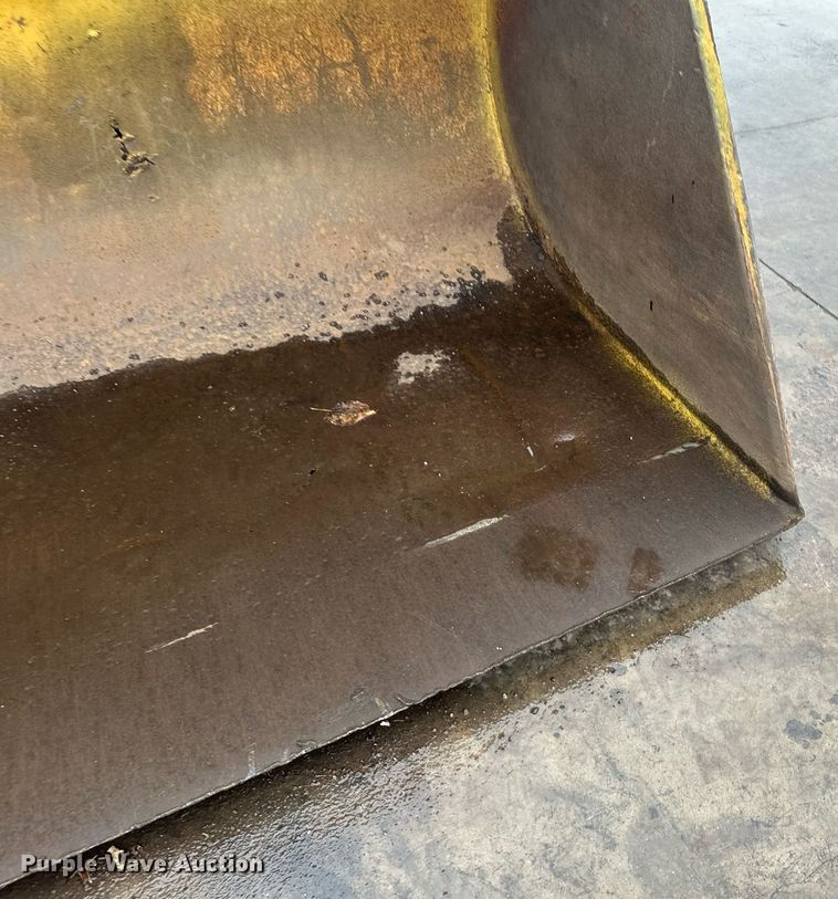 image for item LO9442 Kawasaki KSS70 wheel loader