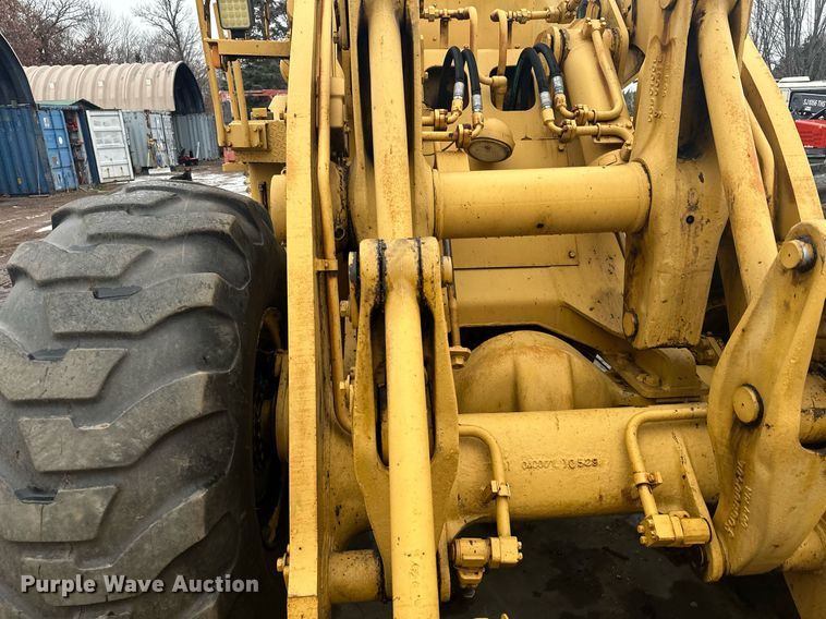 image for item LO9442 Kawasaki KSS70 wheel loader