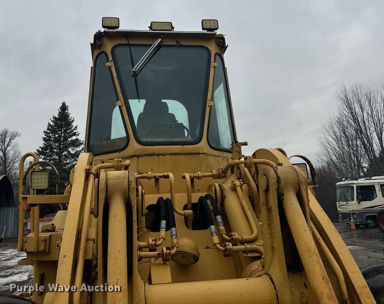 image for item LO9442 Kawasaki KSS70 wheel loader