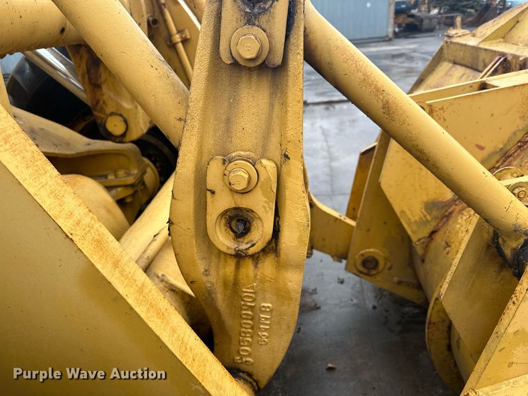 image for item LO9442 Kawasaki KSS70 wheel loader