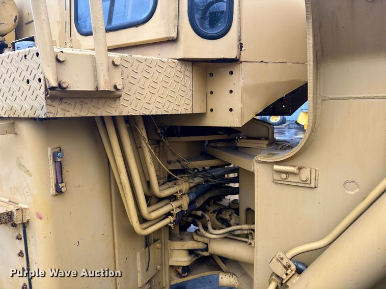 image for item LO9442 Kawasaki KSS70 wheel loader